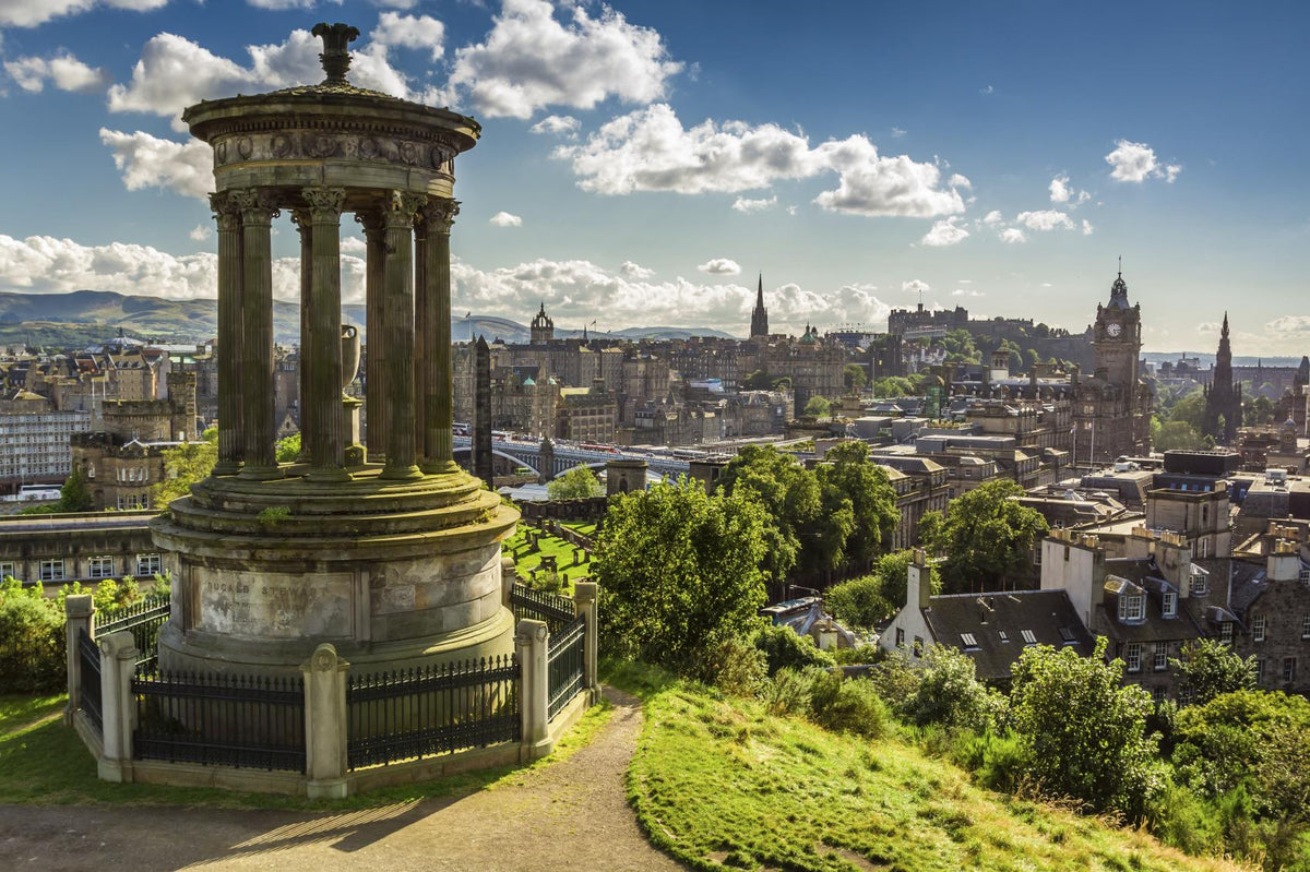 The Best of Edinburgh: A 3-Day Journey from Tourist to Local