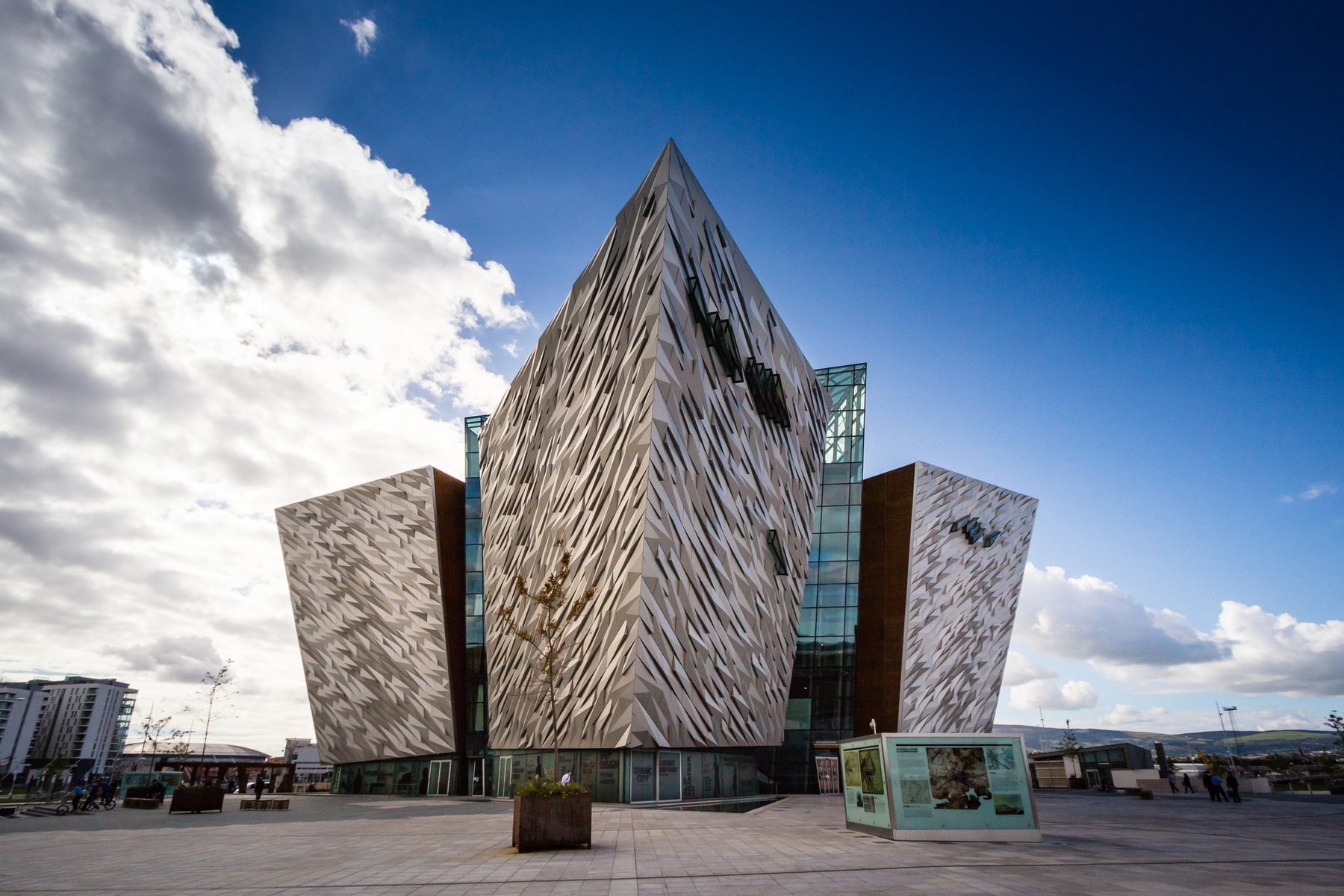History, Culture, and Craic: 3 Days in Belfast, Ireland